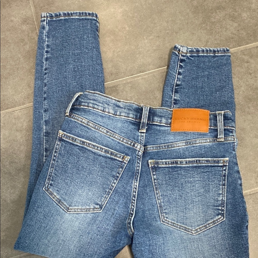 Lucky Brand Ava Mid Rise Crop Jeans Size 4 / 27